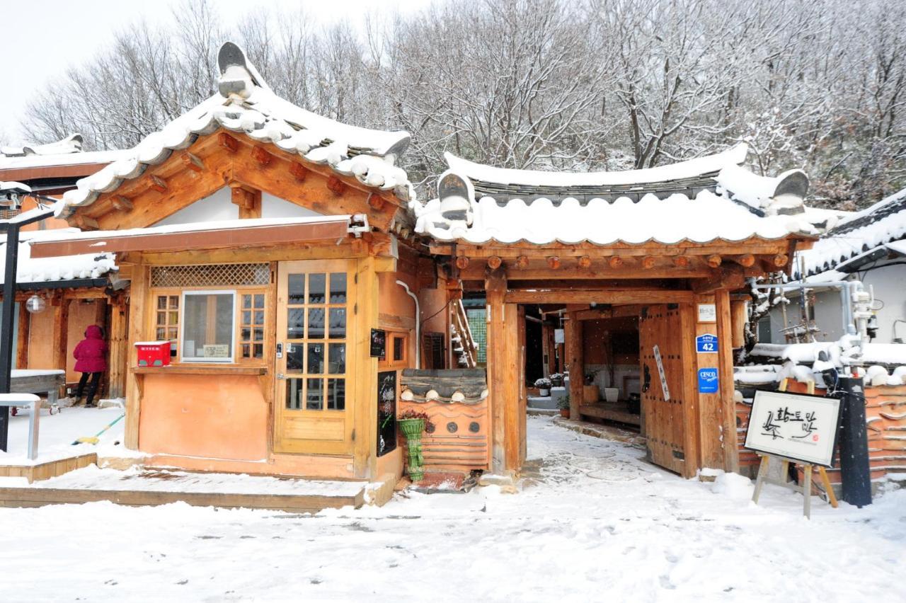 Pinetree View Hanok Guesthouse Jeonju Exterior foto
