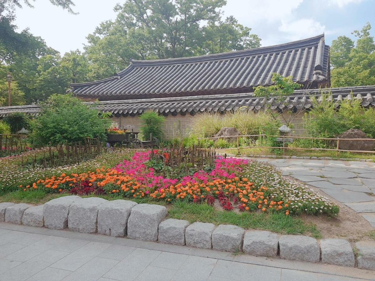 Pinetree View Hanok Guesthouse Jeonju Exterior foto